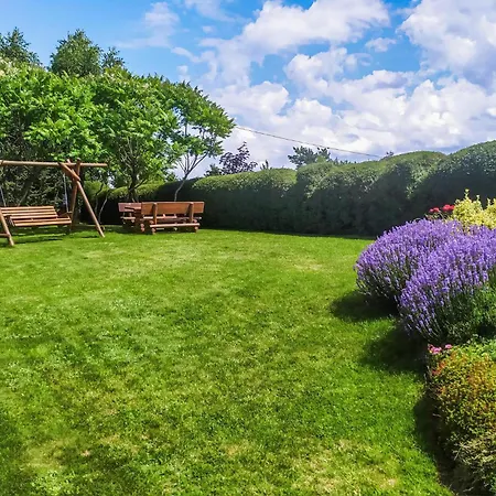 1 Bedroom Stunning In