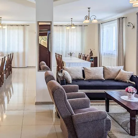 Apartman 1 Bedroom Stunning In Chmielno