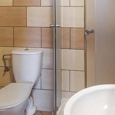 1 Bedroom Stunning In Chmielno